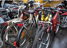 車、オートバイ